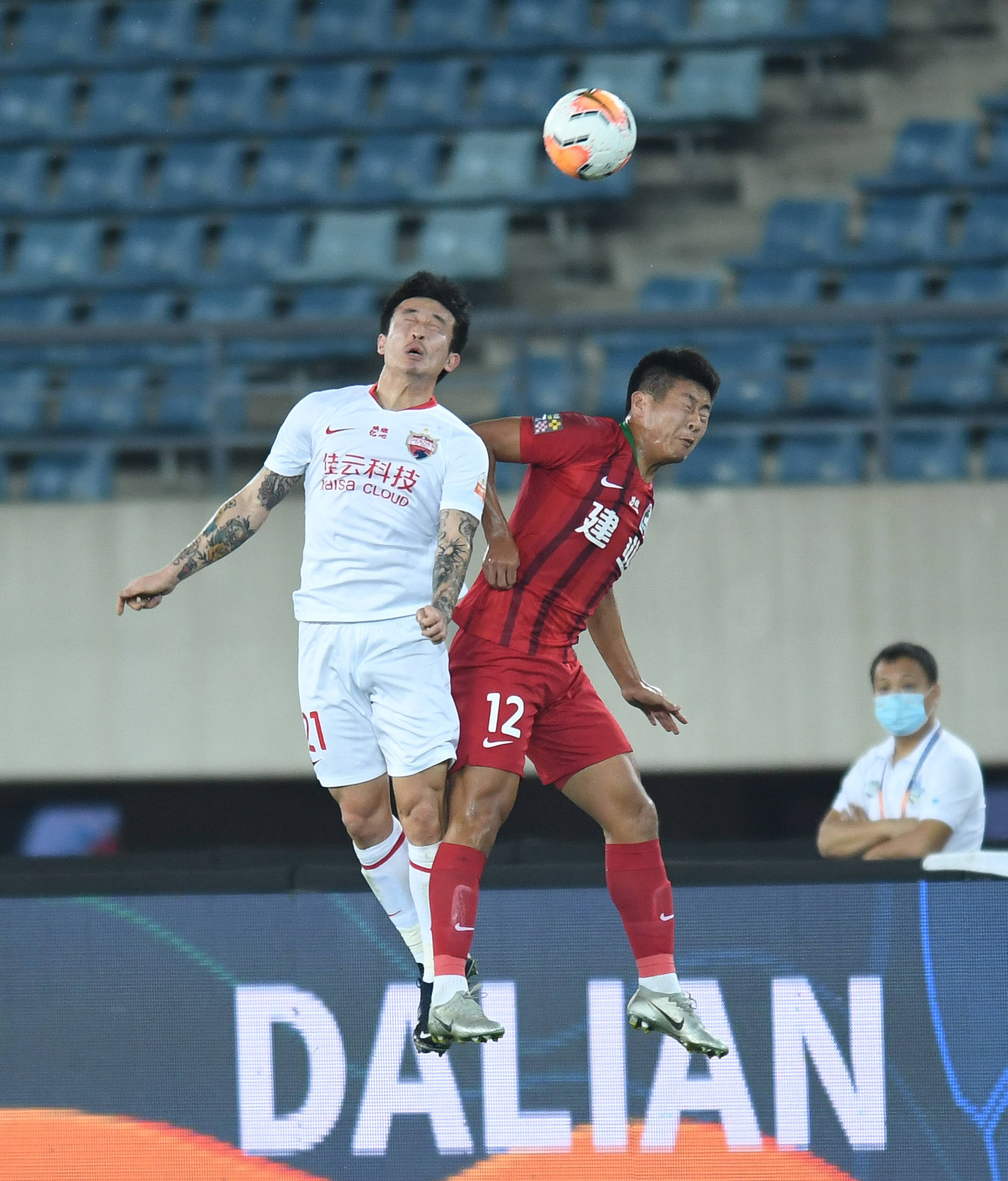 kaiyun体育安全登录关于亚特兰大围绕亚冠门线救险风云突变亚特兰大今晚迎来里程碑，西亚卡姆与40激战中国队分钟直接炸裂的信息