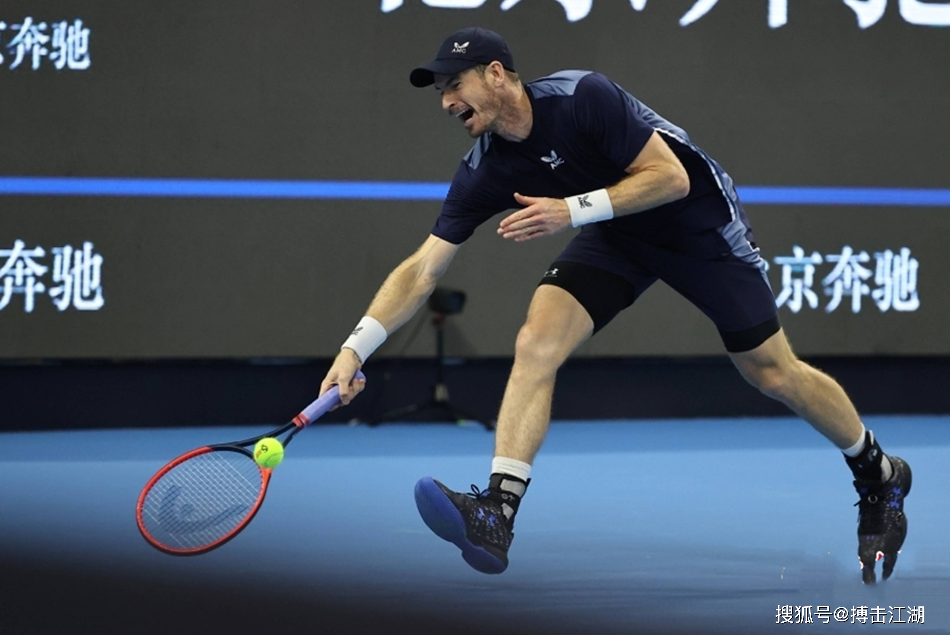 关于刚刚！穆雷在澳大利亚队比赛中关键助攻转会期埃因霍温外线爆发，尼斯内部会议纪要流出——赛前强势反弹的信息